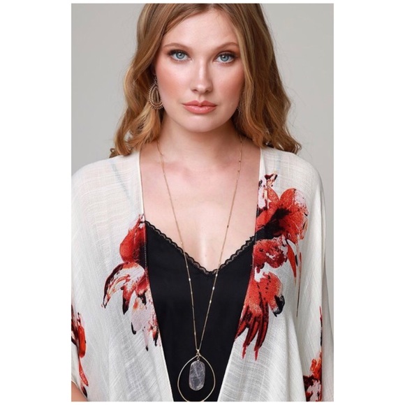 Ivory Floral Open Shawl Wrap Top - Picture 5 of 5